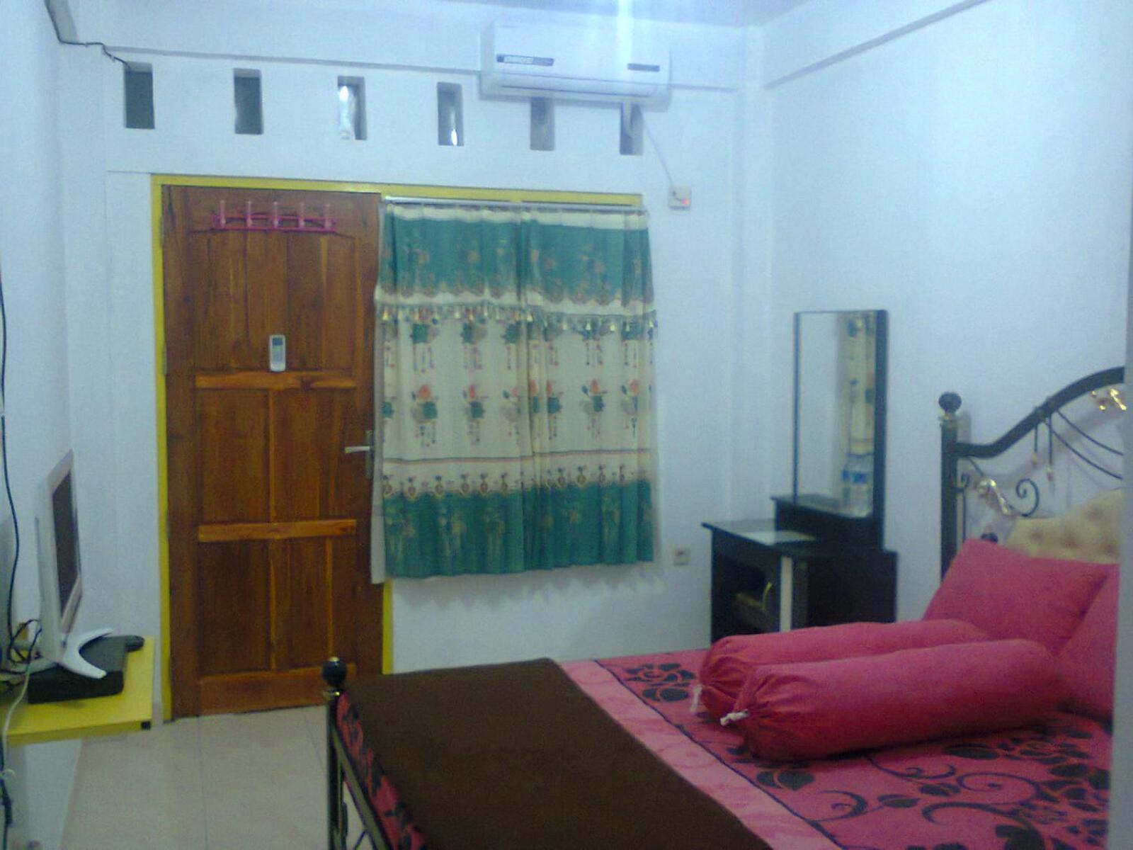 Dasi Guesthouse Ende Exterior photo