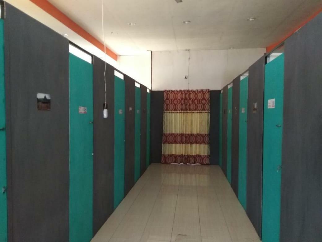 Dasi Guesthouse Ende Exterior photo