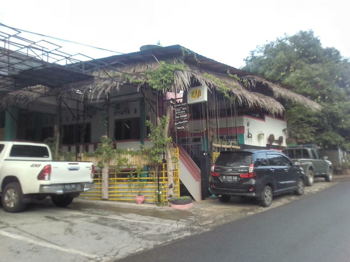Dasi Guesthouse Ende Exterior photo