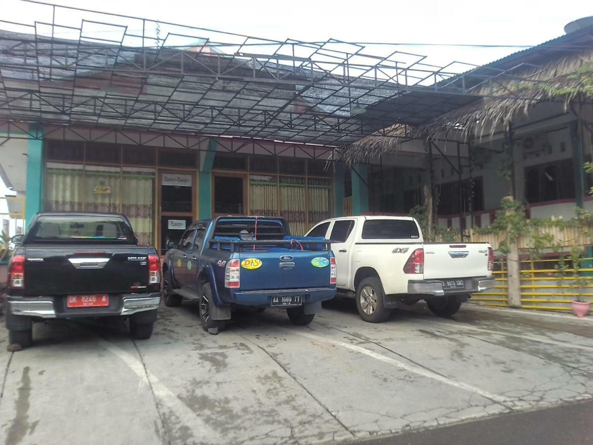 Dasi Guesthouse Ende Exterior photo