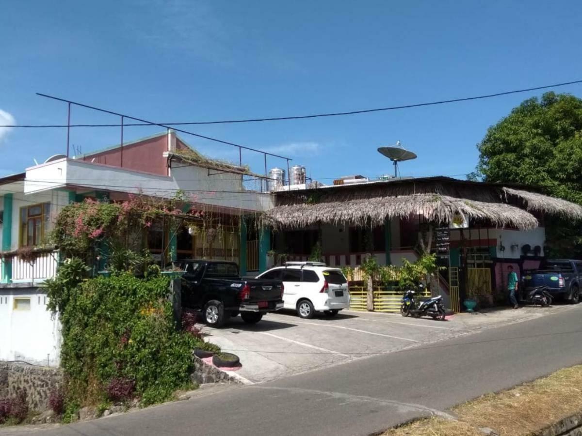 Dasi Guesthouse Ende Exterior photo